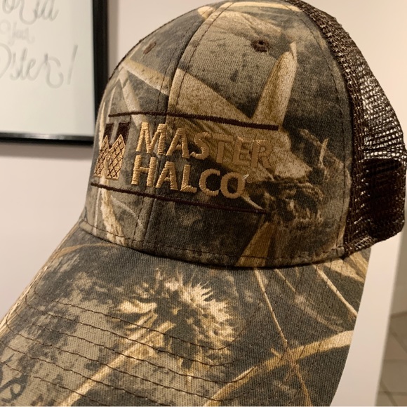 Camouflage Mesh Back Camo Trucker SnapBack Hat - Picture 2 of 11